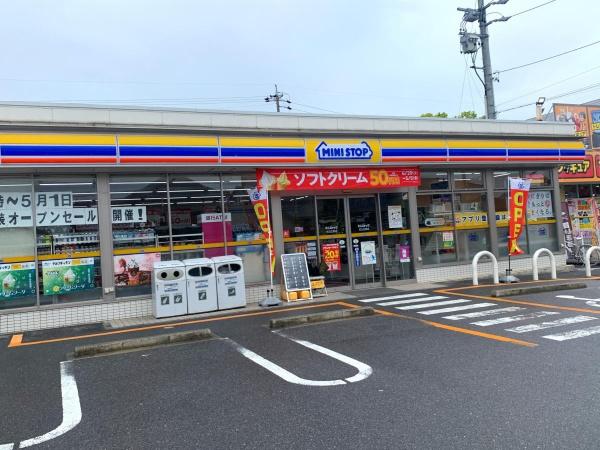 知立市弘法町　2号棟(ミニストップ知立広見店)