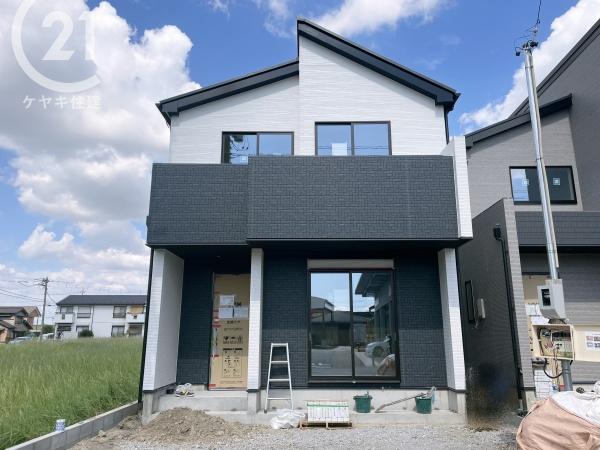 碧南市六軒町2期2棟　1号棟　グラファーレ