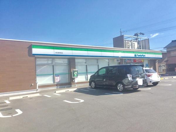 知立市新林町　3号棟(ファミリーマート知立新林町店)
