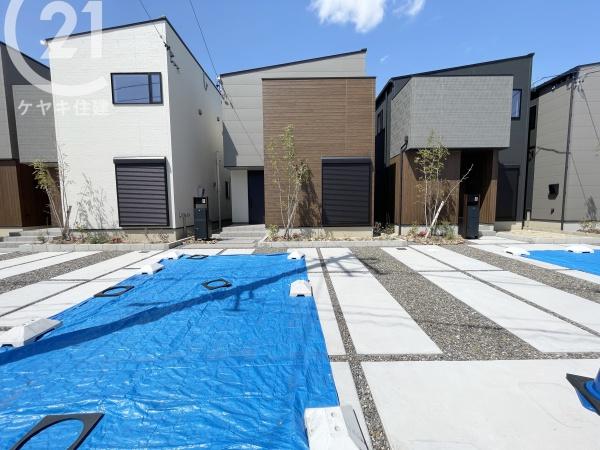 高浜市論地町2丁目の中古一戸建て(駐車場)