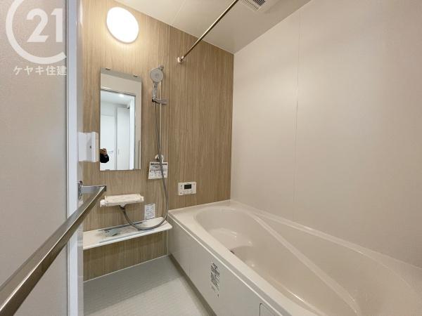 高浜市論地町2丁目の中古一戸建て(バス)