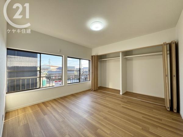 西尾市中畑町向野の中古一戸建て