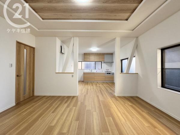 西尾市中畑町向野　中古住宅