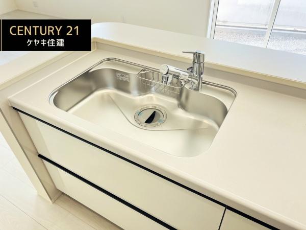 碧南市善明町1丁目　2号棟