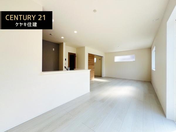 碧南市善明町1丁目　2号棟