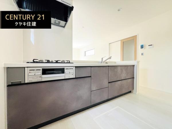 碧南市踏分町　1号棟