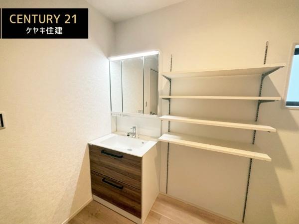 西尾市熊味町第1　2号棟