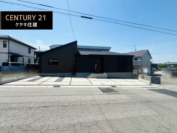 高浜市論地町2期1棟　1号棟　グラファーレ