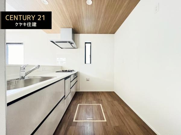 高浜市論地町2期1棟　1号棟　グラファーレ