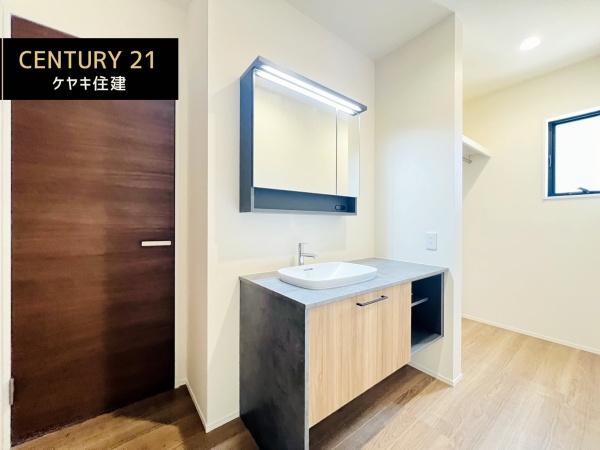 碧南市権現町第3　1号棟