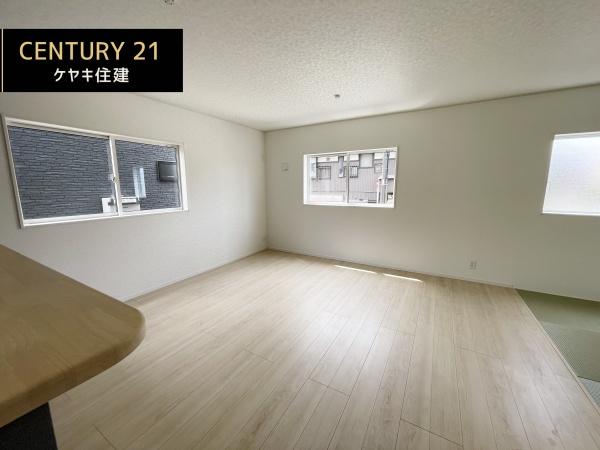 碧南市汐田町第1　1号棟