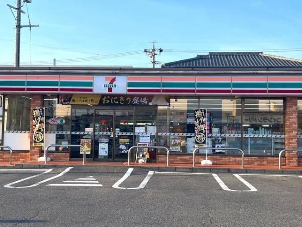 刈谷市中手町1期　2号棟(セブンイレブン刈谷日高町店)