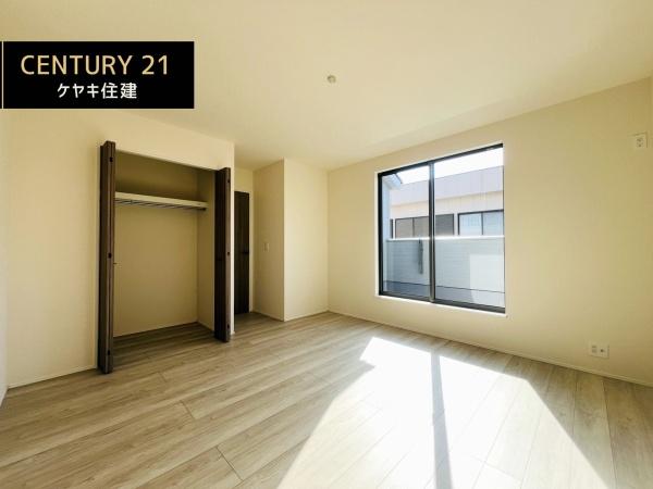西尾一色町松木島25ー1期　1号棟