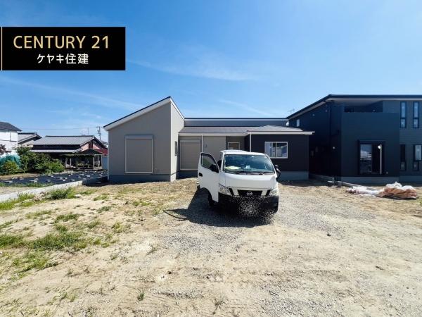 西尾市一色町松木島中切第3　2号棟