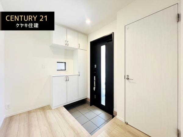 西尾市戸ケ崎5丁目4番　A号棟