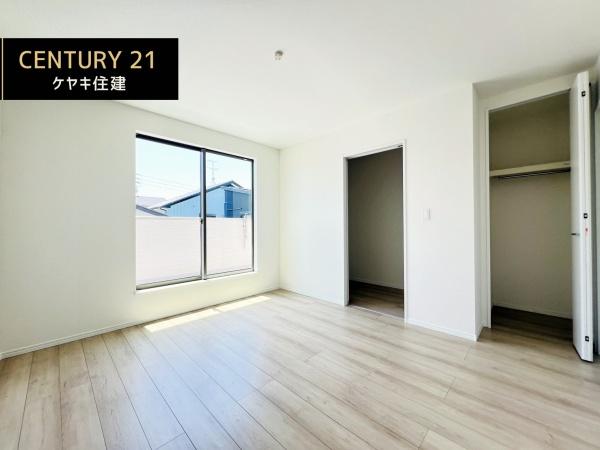西尾市戸ケ崎5丁目4番　A号棟