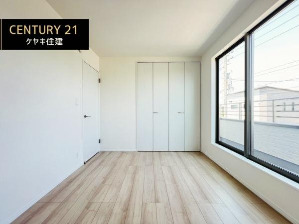 西尾市戸ケ崎5丁目4番　A号棟