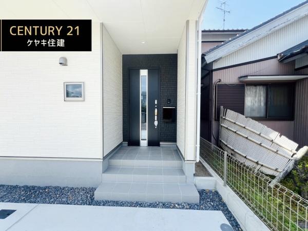 西尾市戸ケ崎5丁目4番　A号棟