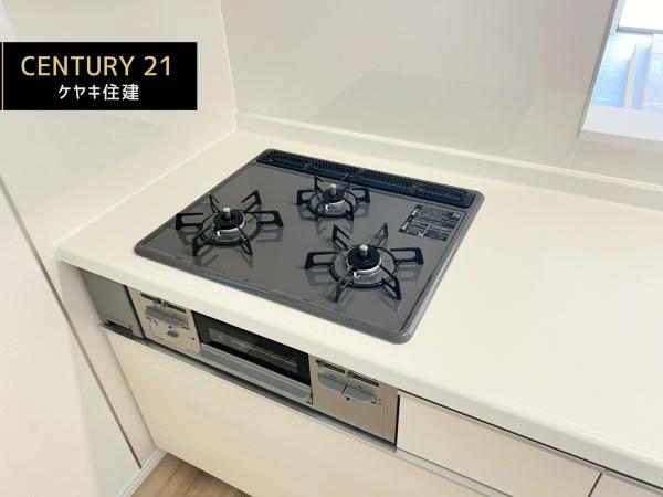 西尾市戸ケ崎5丁目4番　A号棟