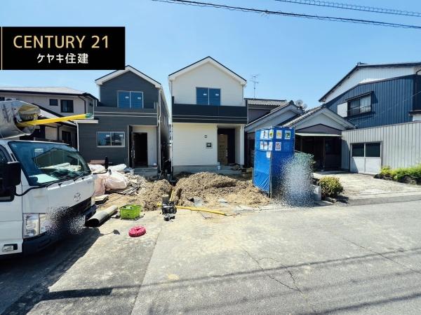 西尾市戸ケ崎5丁目4番　A号棟