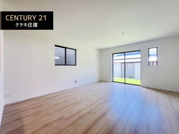 西尾市戸ケ崎5丁目4番　A号棟