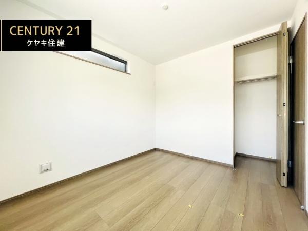 西尾市戸ケ崎5丁目4番　B号棟
