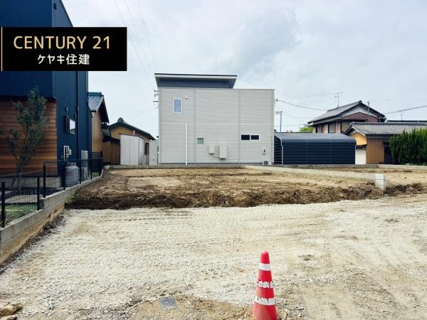 西尾第83家武町　2号棟