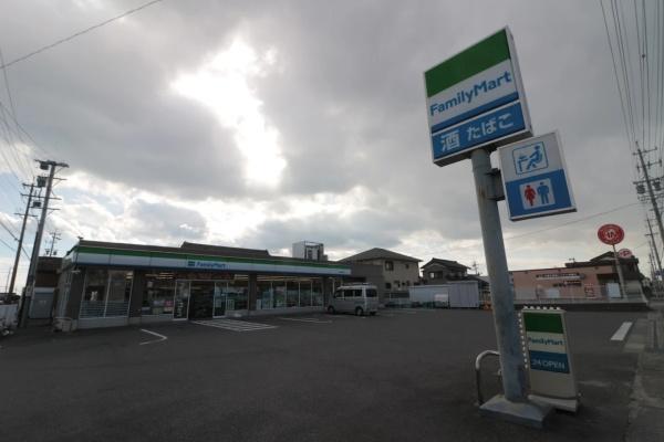 西尾市一色町西塩浜第2　1号棟(ファミリーマート一色前新田店)