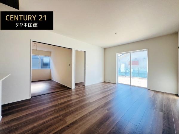 西尾市一色町西塩浜第2　1号棟