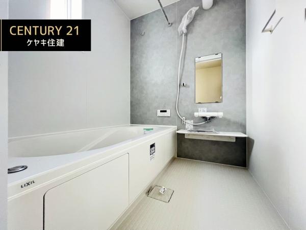 西尾市一色町西塩浜第2　1号棟