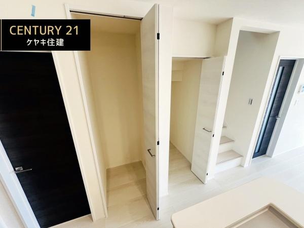 西尾市錦城町　2号棟