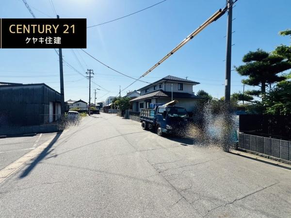 西尾市一色町松木島中切第4　1号棟