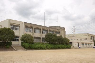 知多郡東浦町石浜　2号棟(東浦町立東浦中学校)