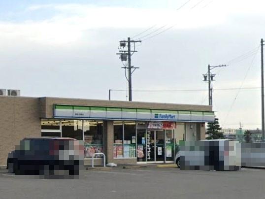 西尾市亀沢町第2　1号棟(ファミリーマート西尾上町東店)