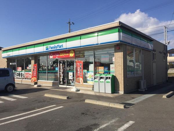 碧南市神有町1丁目　4号棟(ファミリーマート碧南城山町店)