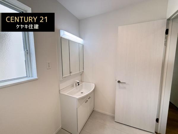 安城市古井町揚リ登11番　A号棟