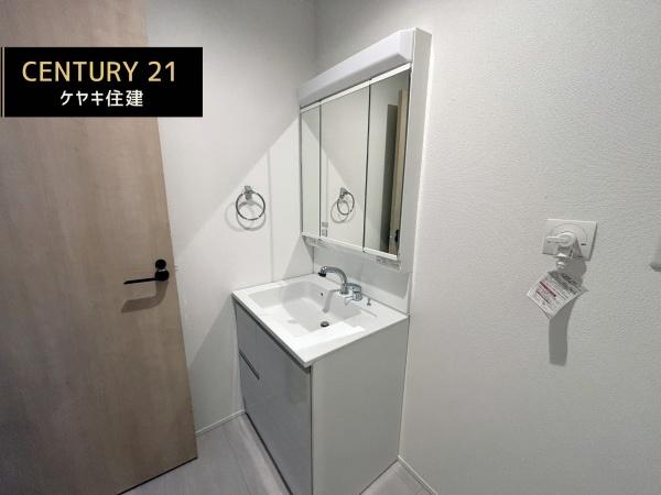安城市古井町3期1棟　1号棟　グラファーレ