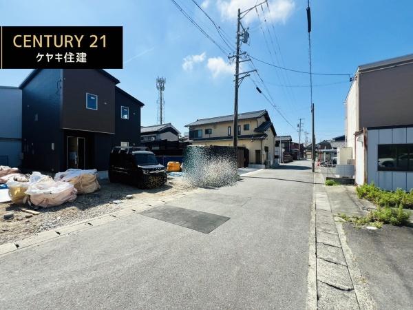西尾市一色町前野01期　2号棟