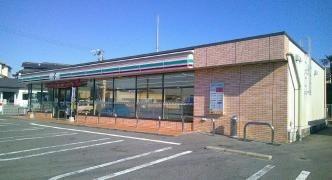 碧南市坂口町2丁目01期　1号棟(セブンイレブン碧南荒居町店)