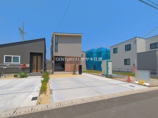 碧南市笹山町１丁目の新築一戸建