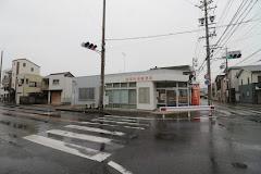 西尾市巨海町北浜田第2　2号棟(西尾寺津郵便局)