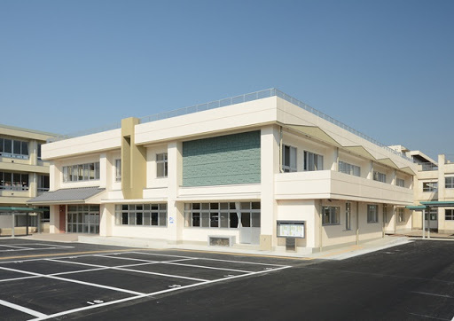 碧南市若松町　第4　2号棟(碧南市立南中学校)