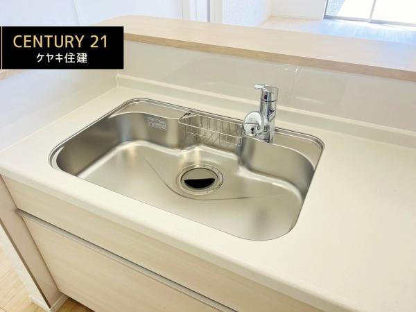 西尾市一色町松木島　第9　4号棟