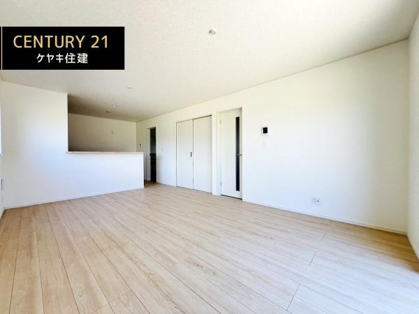 西尾市一色町松木島　第9　4号棟