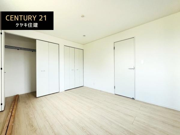 西尾市一色町松木島　第9　5号棟