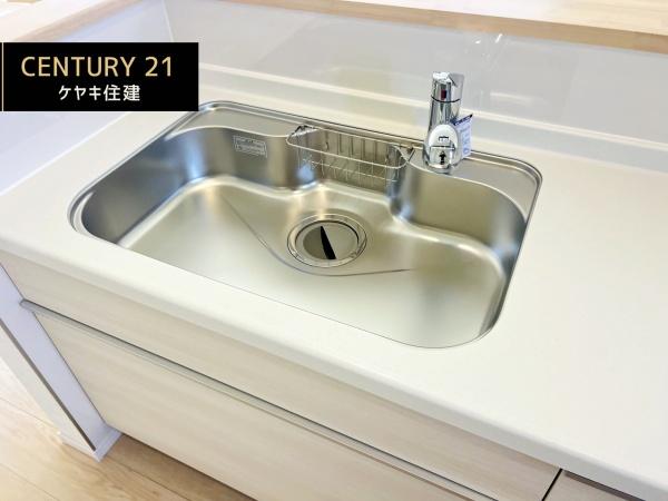 西尾市一色町松木島　第9　5号棟