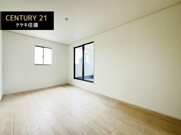 西尾市南中根町　第2　1号棟