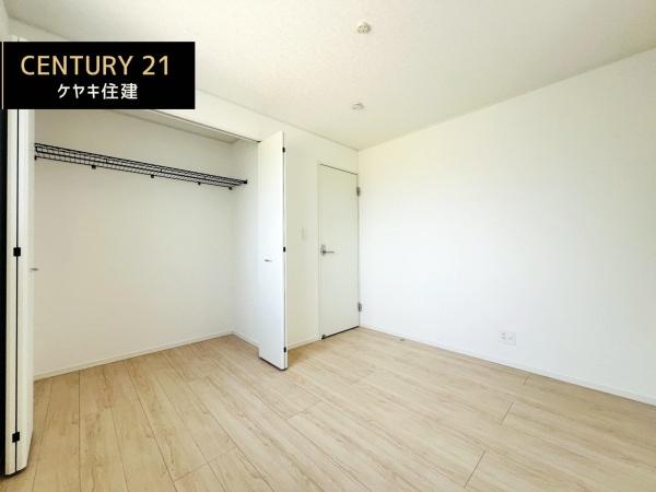 西尾市一色町松木島　第9　1号棟