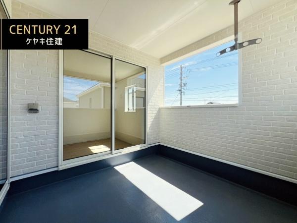 西尾市一色町松木島　第9　1号棟