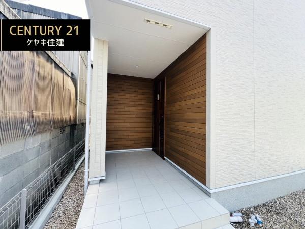 西尾市一色町一色01期　1号棟